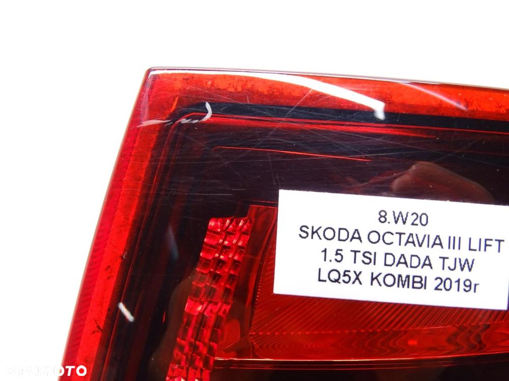 LAMPA PRAWY TYŁ W BŁOTNIK 5E9945208A SKODA OCTAVIA III LIFT KOMBI LED - 5