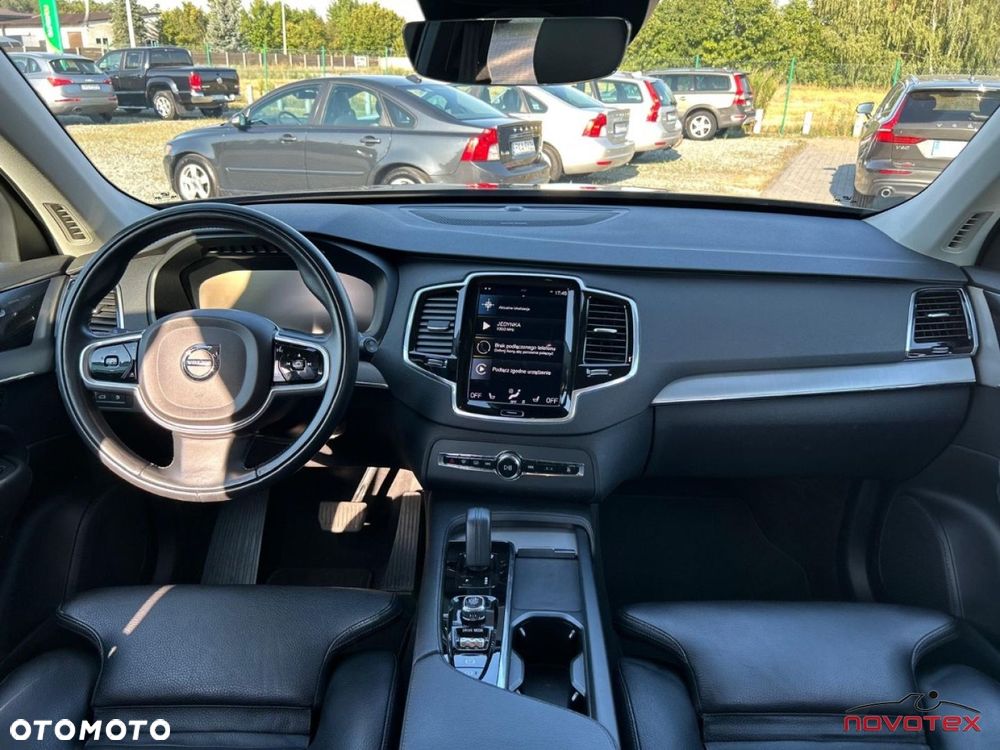 Volvo XC 90 - 13
