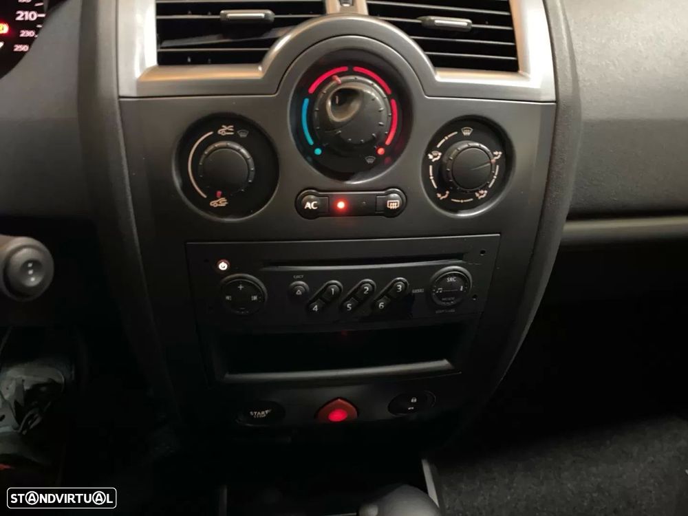 Renault Mégane 1.5 dCi Dynamique - 15