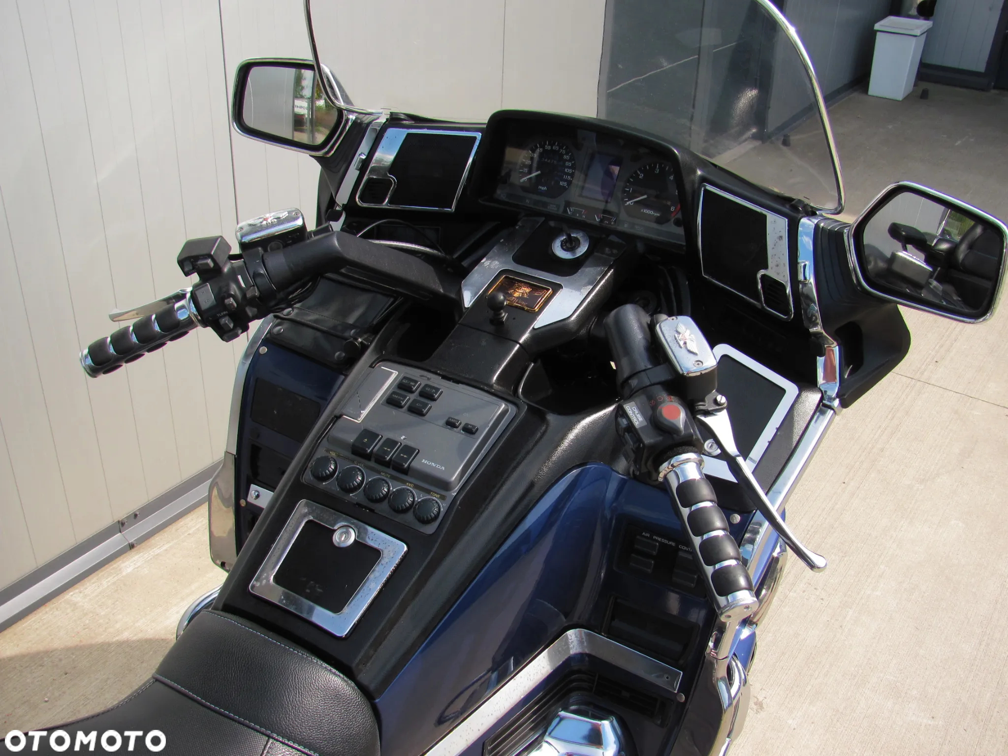 Honda GL - 5