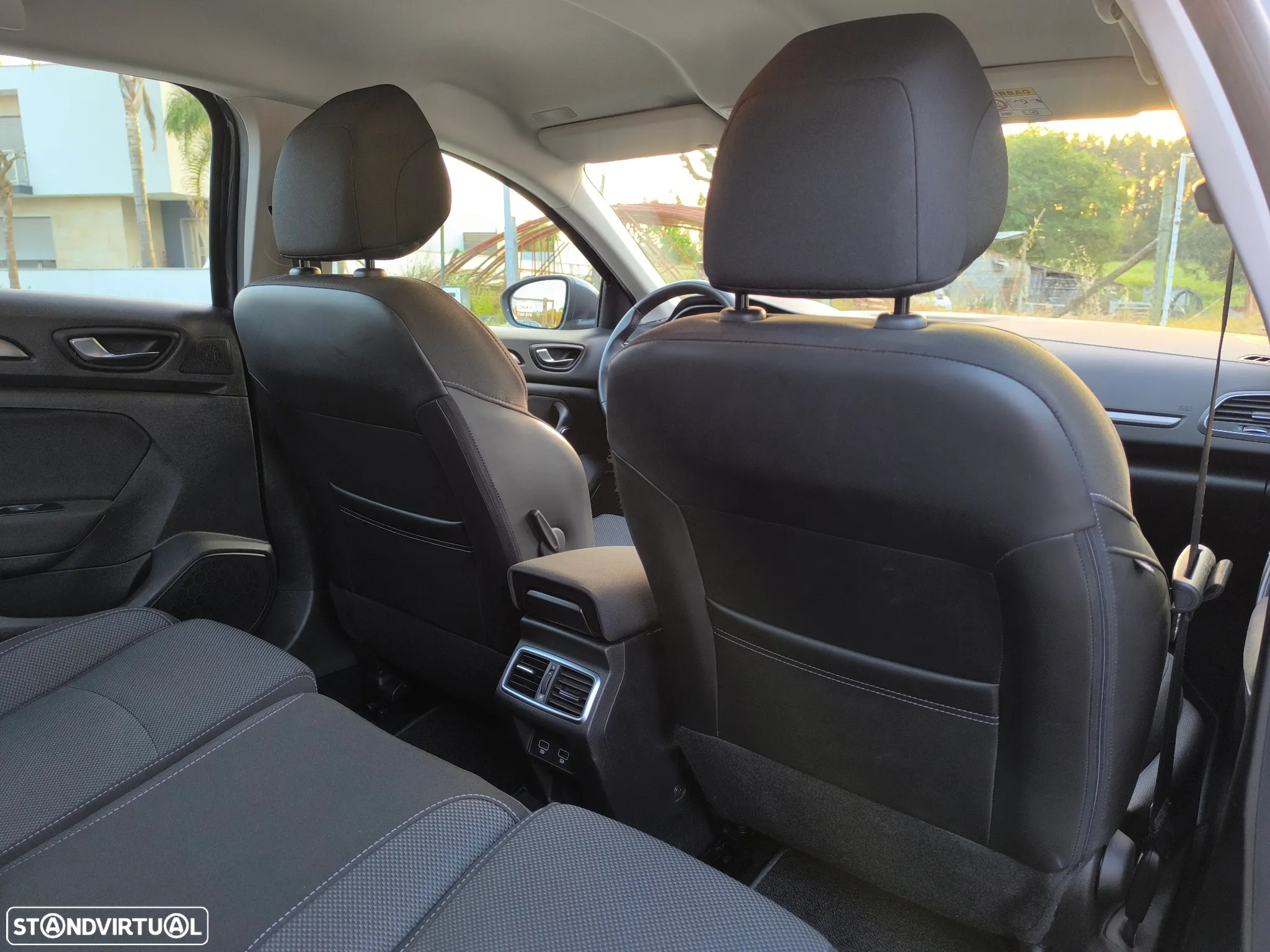 Renault Mégane Sport Tourer 1.5 Blue dCi Equilibre - 24