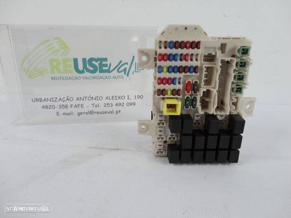Caixa Dos Fusíveis Mitsubishi Colt Vi (Z3_A, Z2_A) - 1