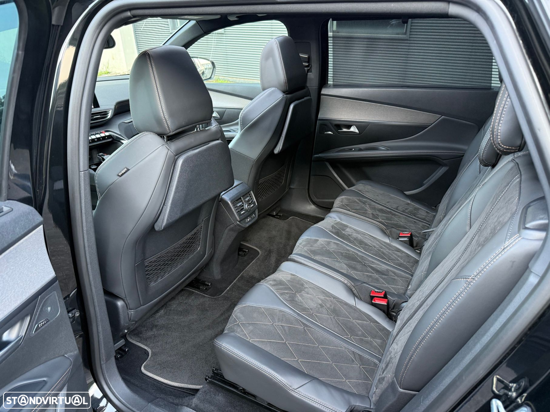 Peugeot 5008 2.0 BlueHDi GT EAT6 - 23