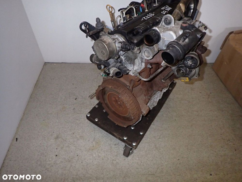 NISSAN ALMERA N16 1.5 dCi 03-06 SILNIK - 8