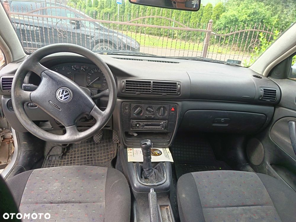 Volkswagen Passat - 3