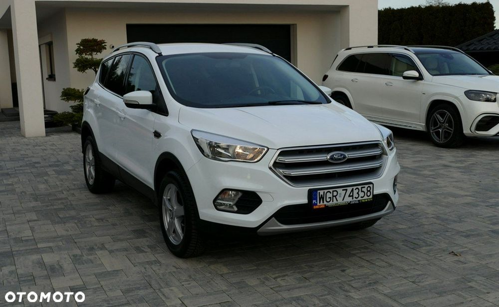 Ford Kuga - 18