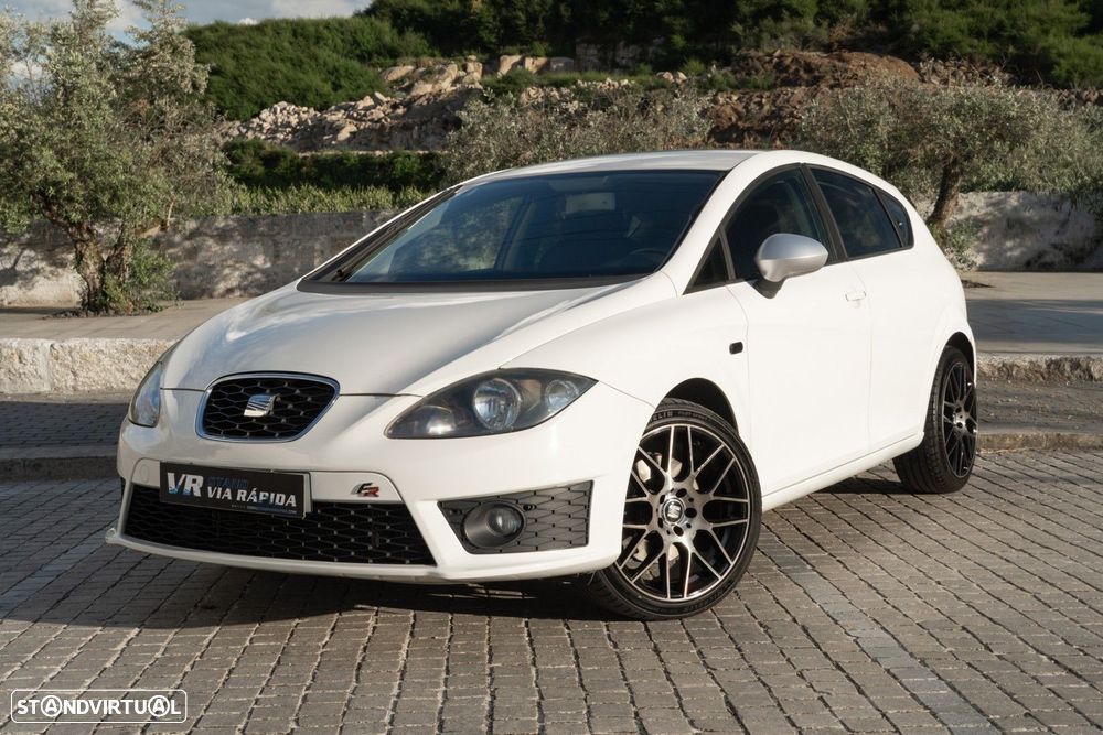 SEAT Leon 2.0 TDI FR DPF - 1