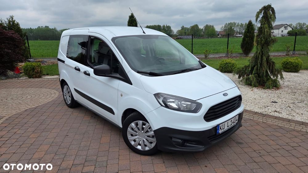 Ford Tourneo Courier - 1