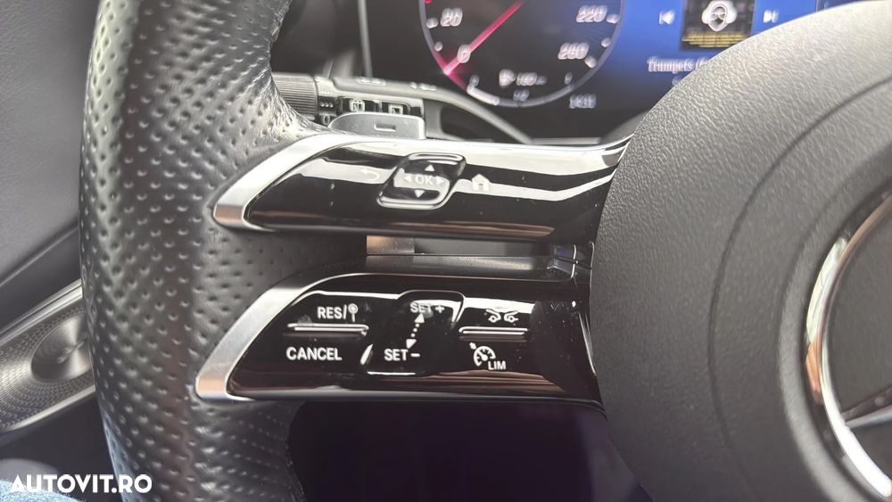 Mercedes-Benz GLC - 19