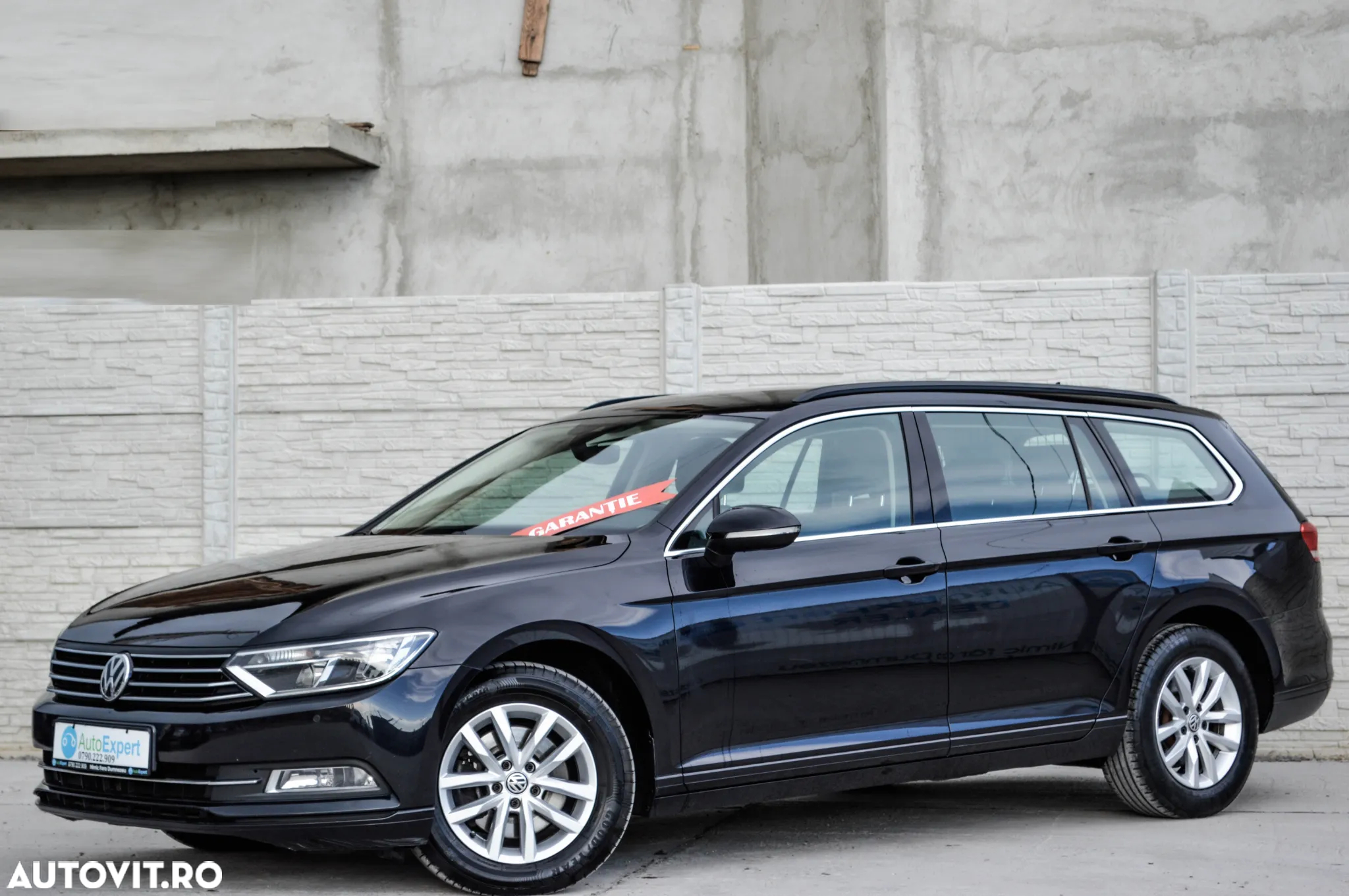 Volkswagen Passat Variant 2.0 TDI DSG Comfortline - 9