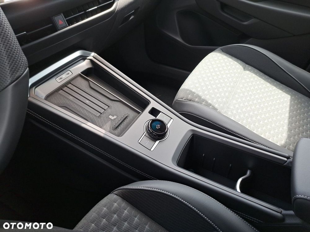 Volkswagen T-Roc 1.5 eTSI R-Line DSG - 15