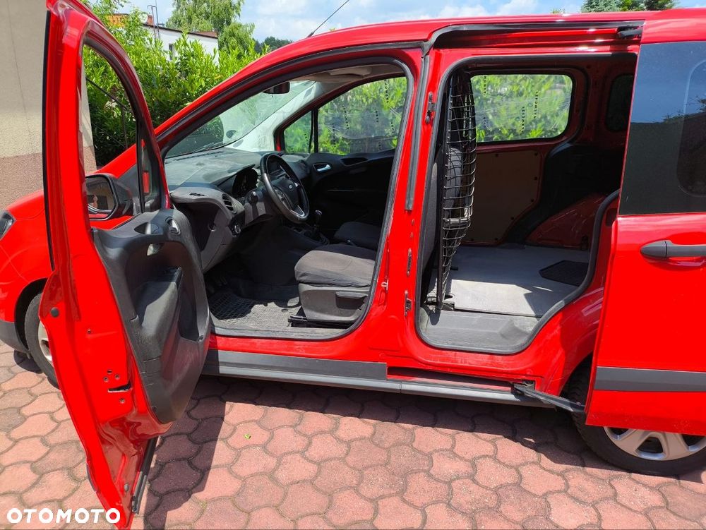 Ford Transit Courier - 6