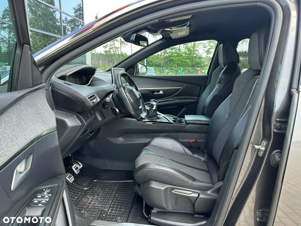 Peugeot 3008 1.2 PureTech GT S&S - 12