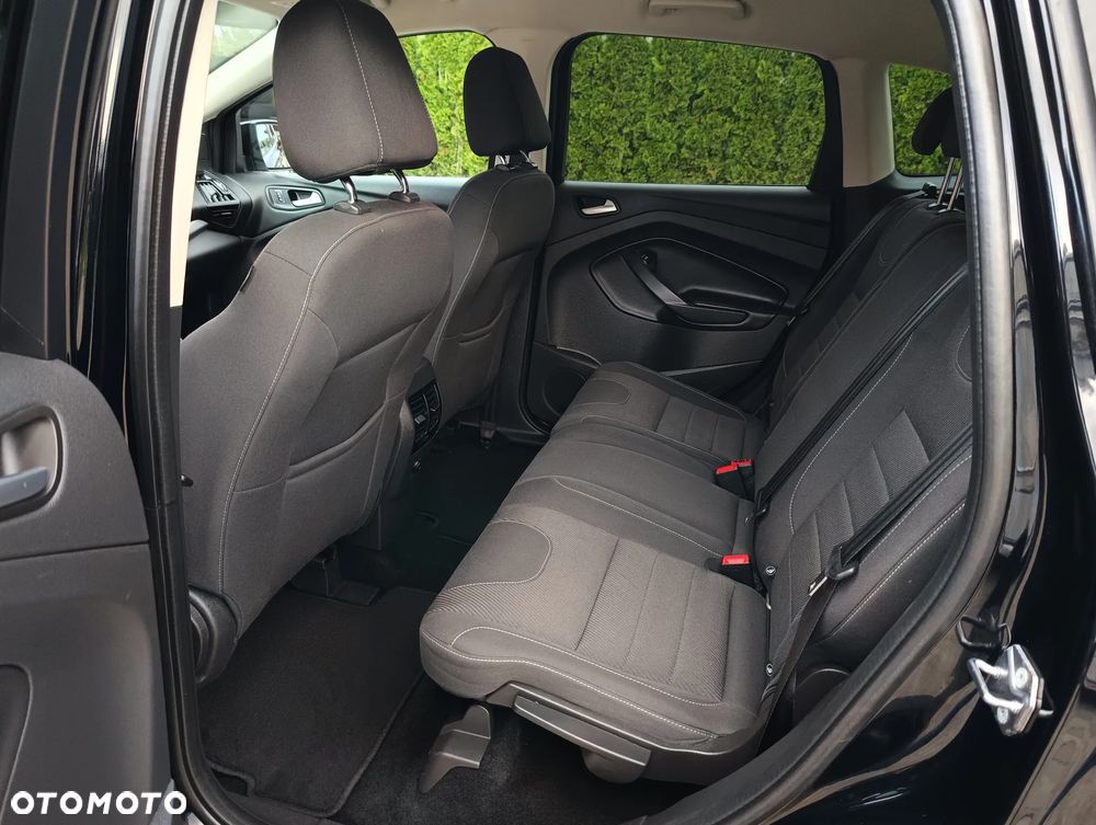 Ford Kuga 1.5 EcoBoost 2x4 Black & Silver - 33