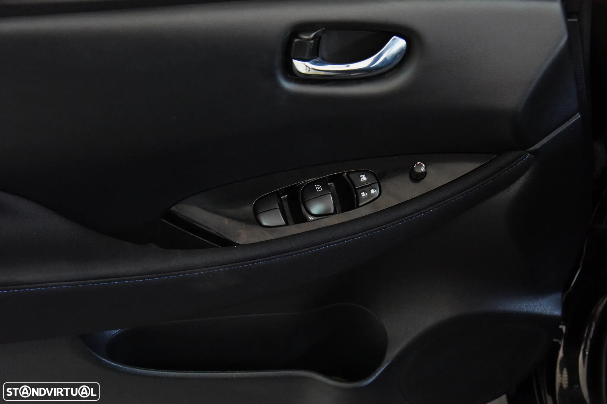 Nissan Leaf N-Connecta - 35