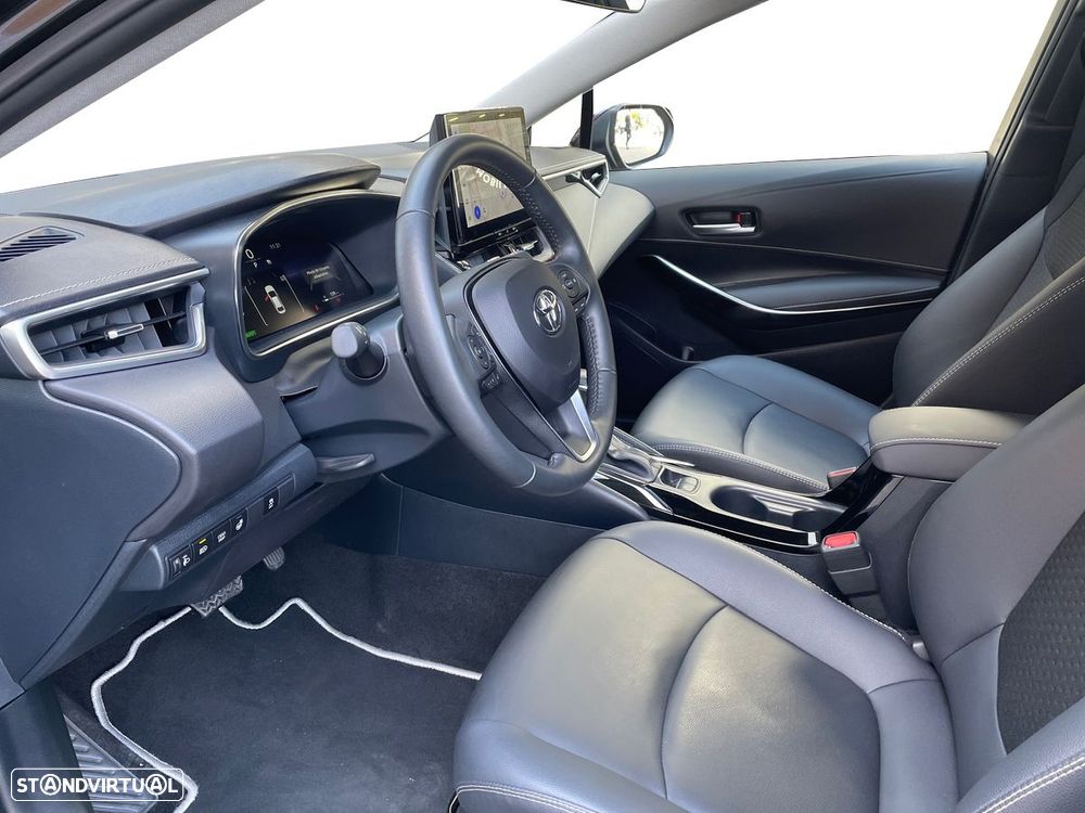 Toyota Corolla - 12