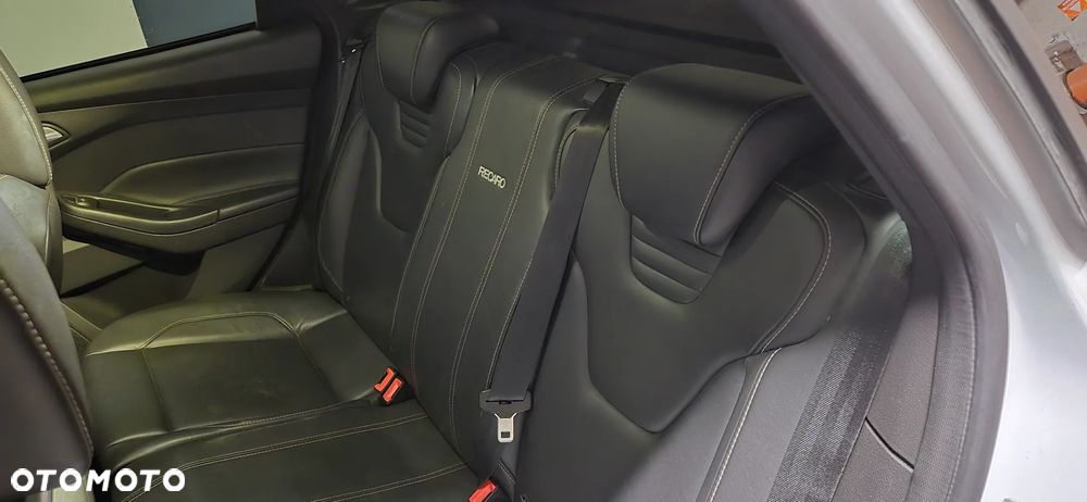 Ford Focus 2.0 EcoBoost ST - 20