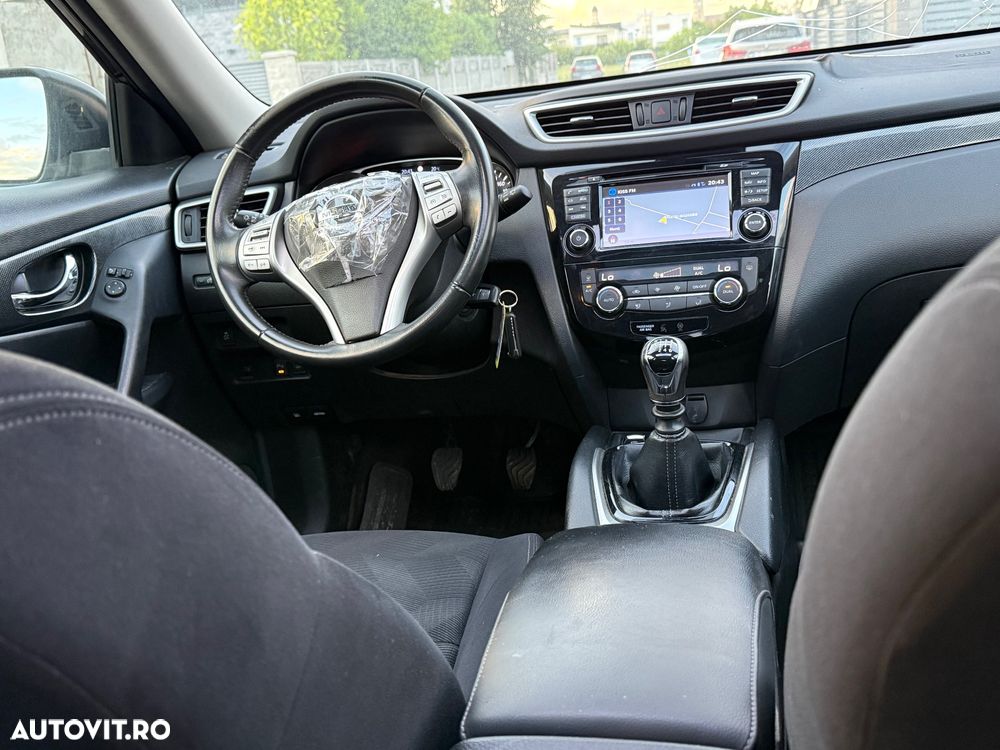 Nissan X-Trail 1.6 dCi ALL-MODE 4x4i N-Connecta - 16