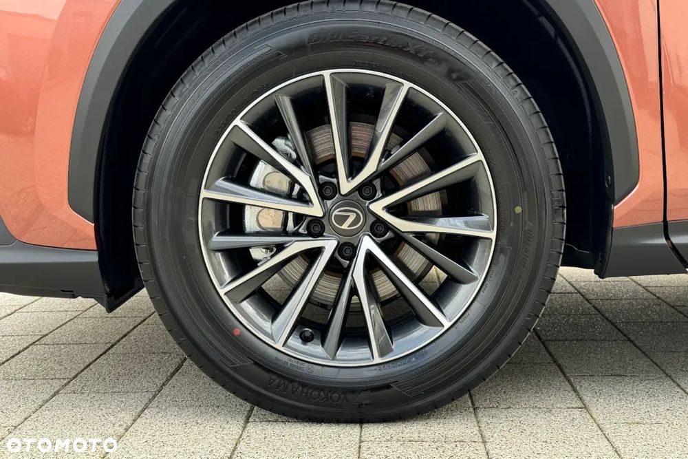 Lexus NX 350h Prestige 2WD - 15