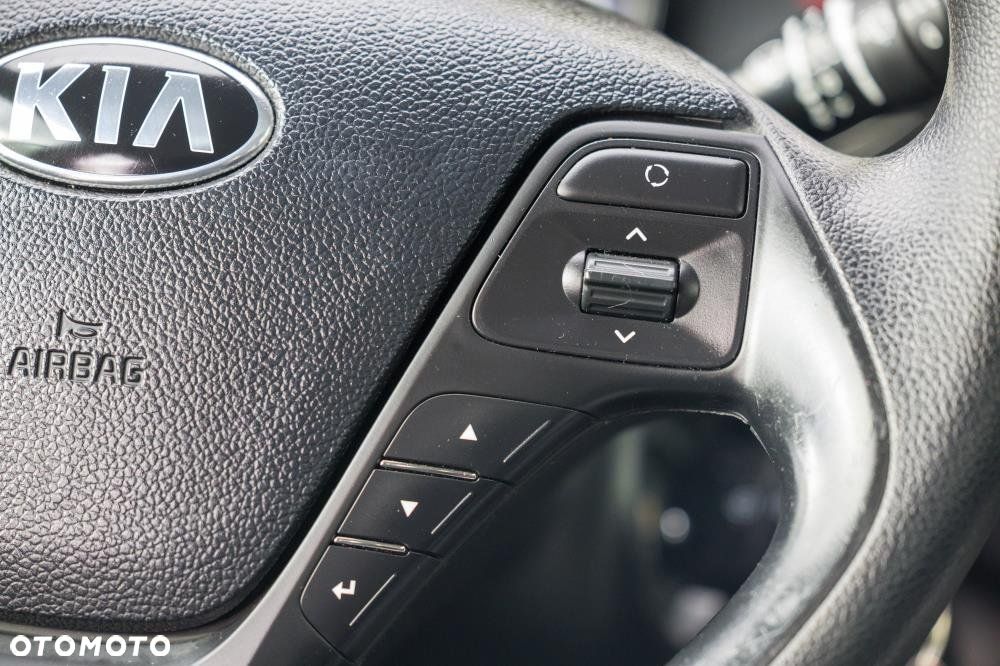 Kia Ceed - 16
