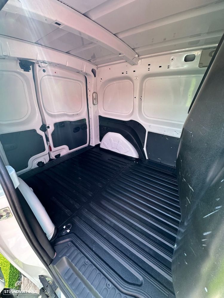 Renault Kangoo 1.5 dCi Business S/S 3L - 24