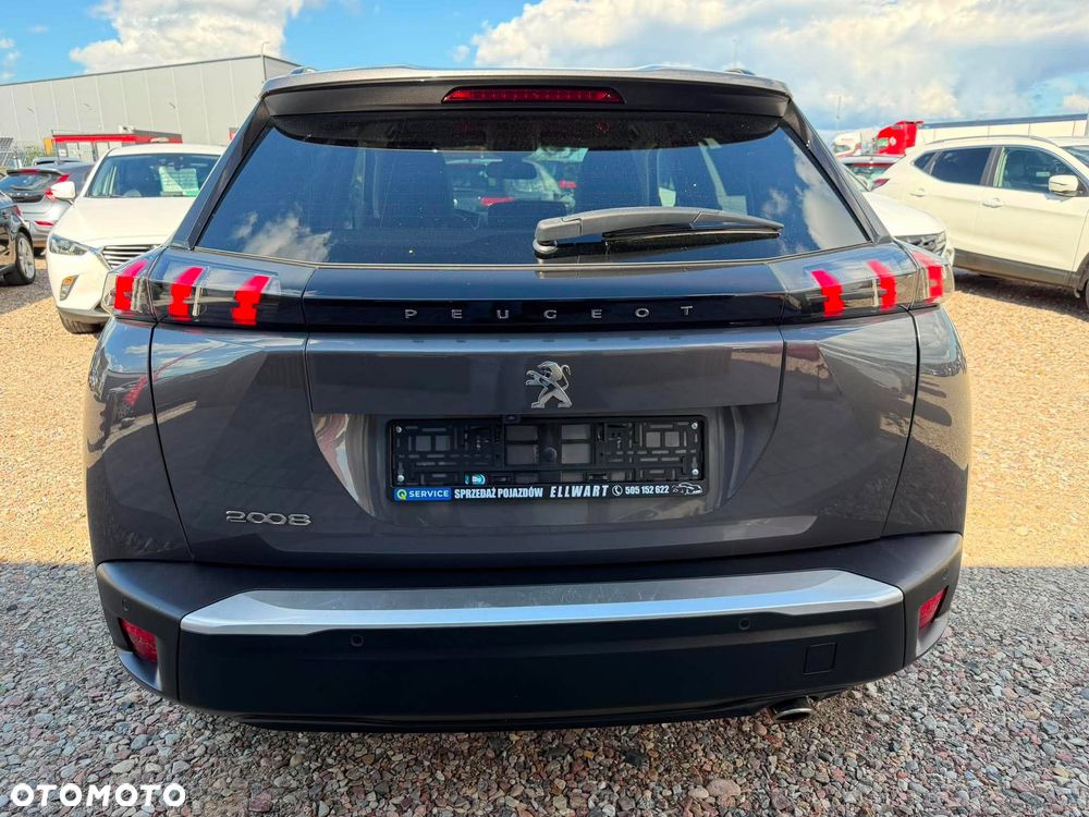 Peugeot 2008 1.5 BlueHDi Allure S&S EAT8 - 6