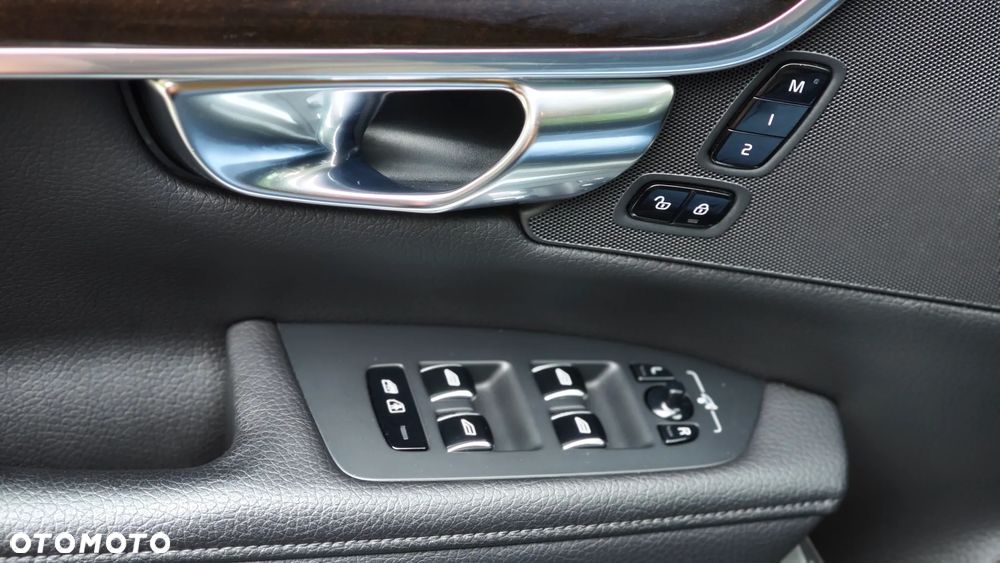 Volvo S90 - 18