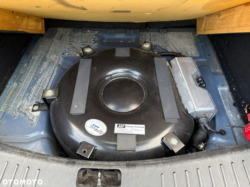 Ford Focus 1.8 FF Ghia - 13