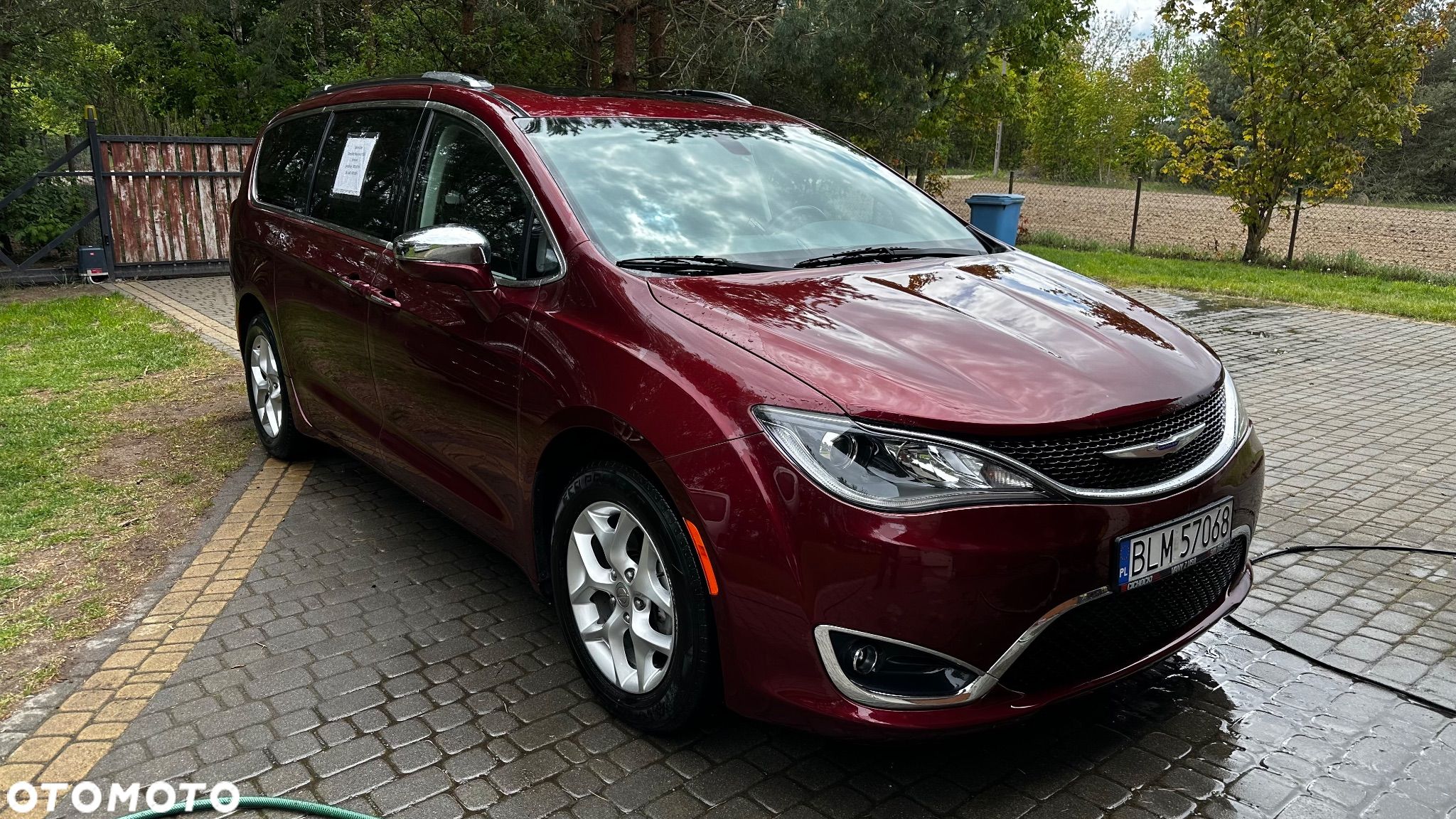Chrysler Pacifica - 1