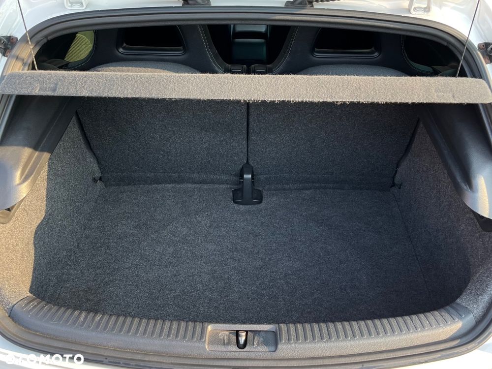 Volkswagen Scirocco - 15