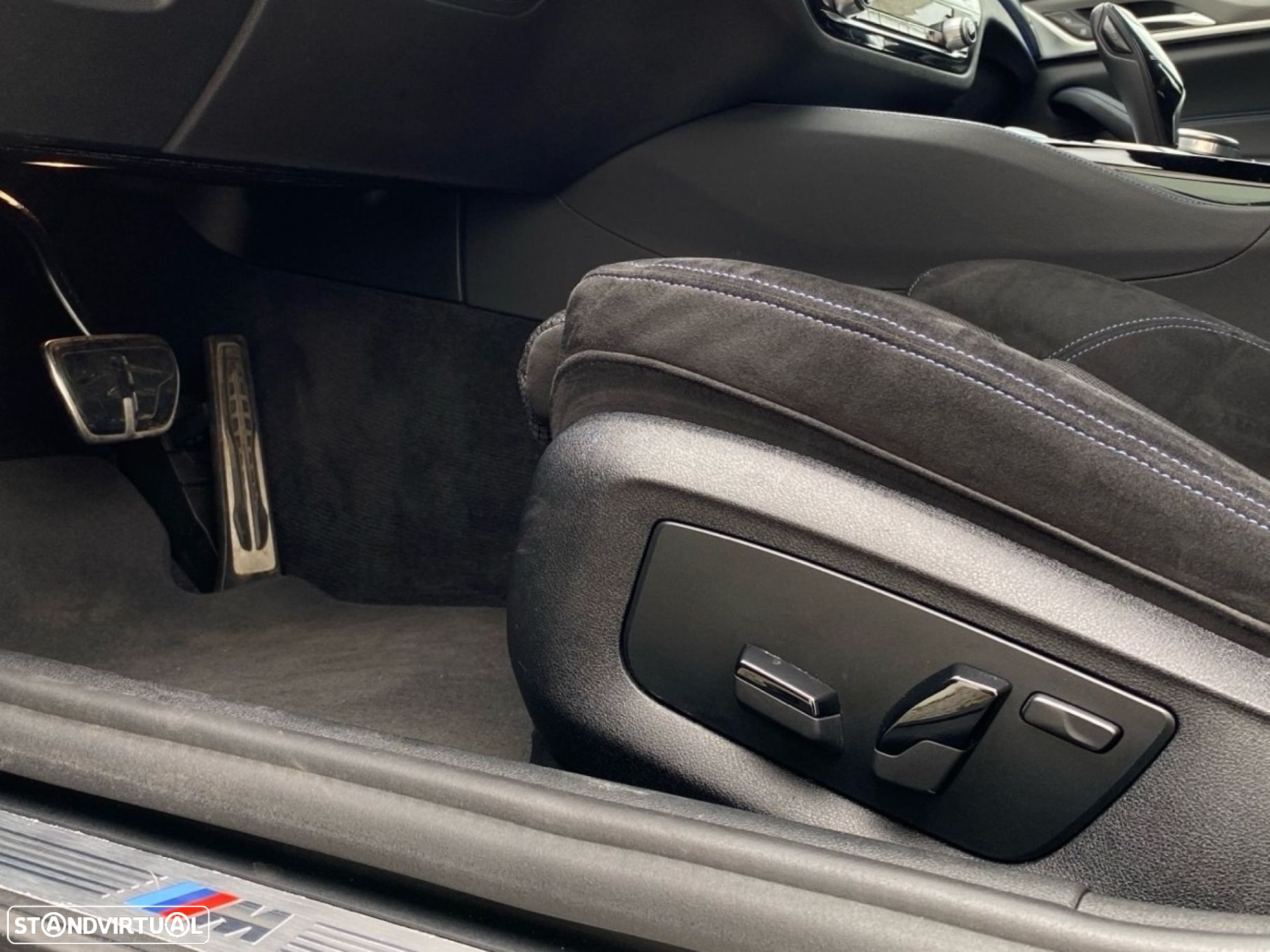 BMW 530 e Pack Desportivo M - 18