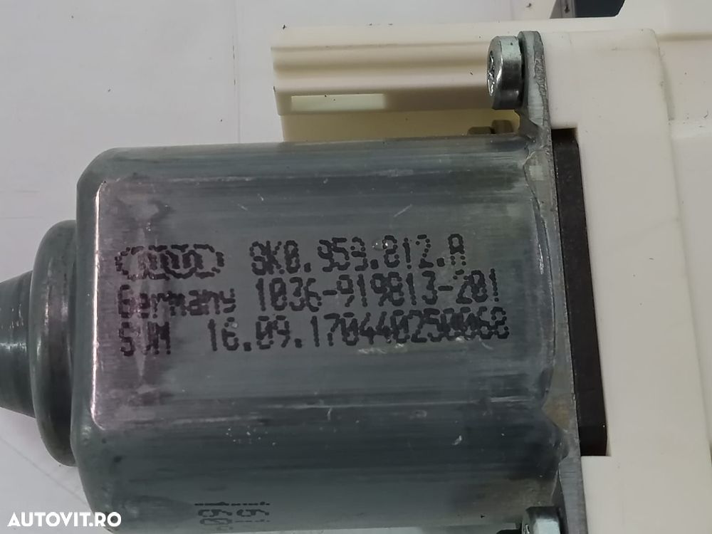 Motoras macara dreapta spate 8k0959812A Audi A6 4G/C7 - 4