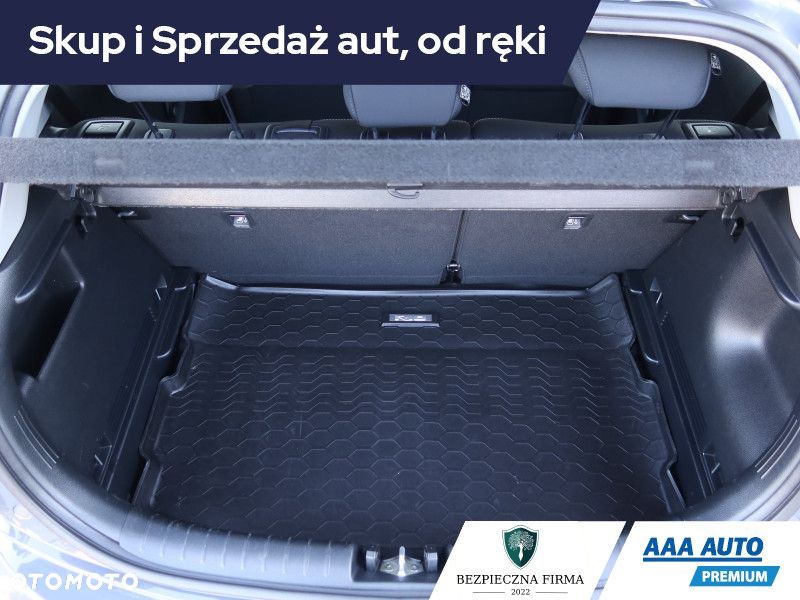Kia Rio - 15