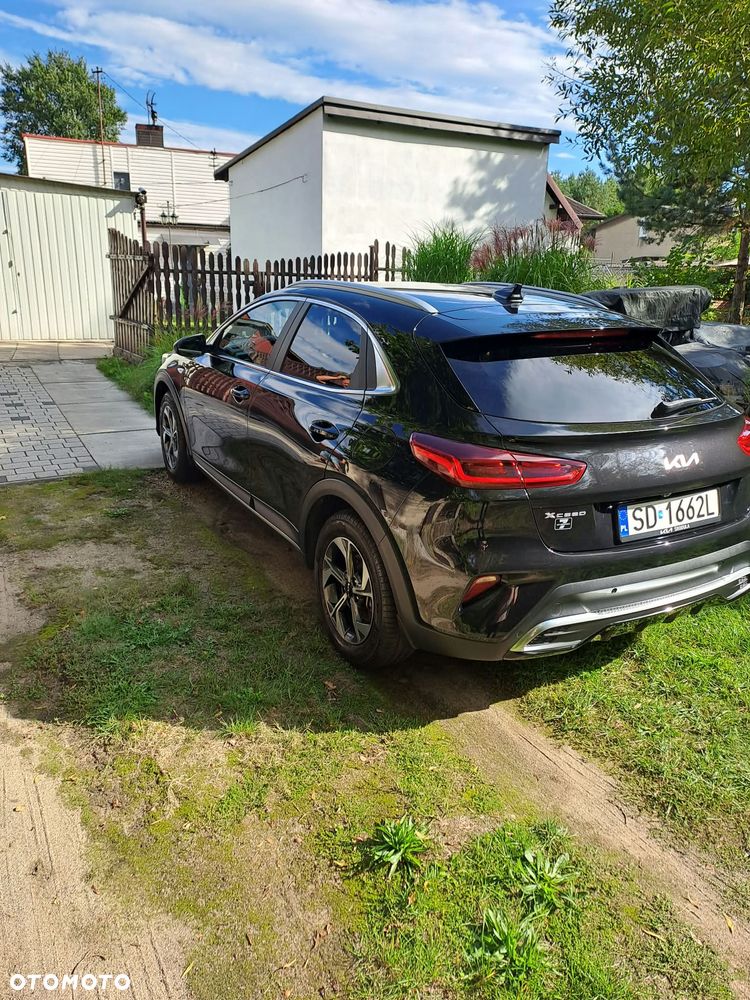Kia XCeed 1.5 T-GDI M - 25