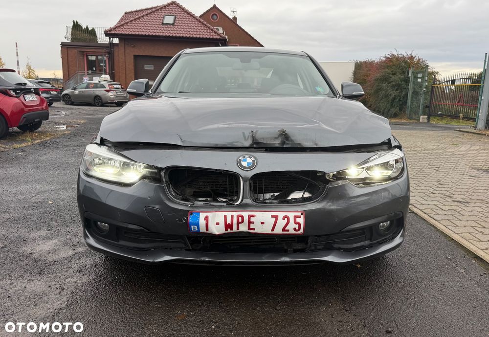 BMW Seria 3 318d Modern Line - 4