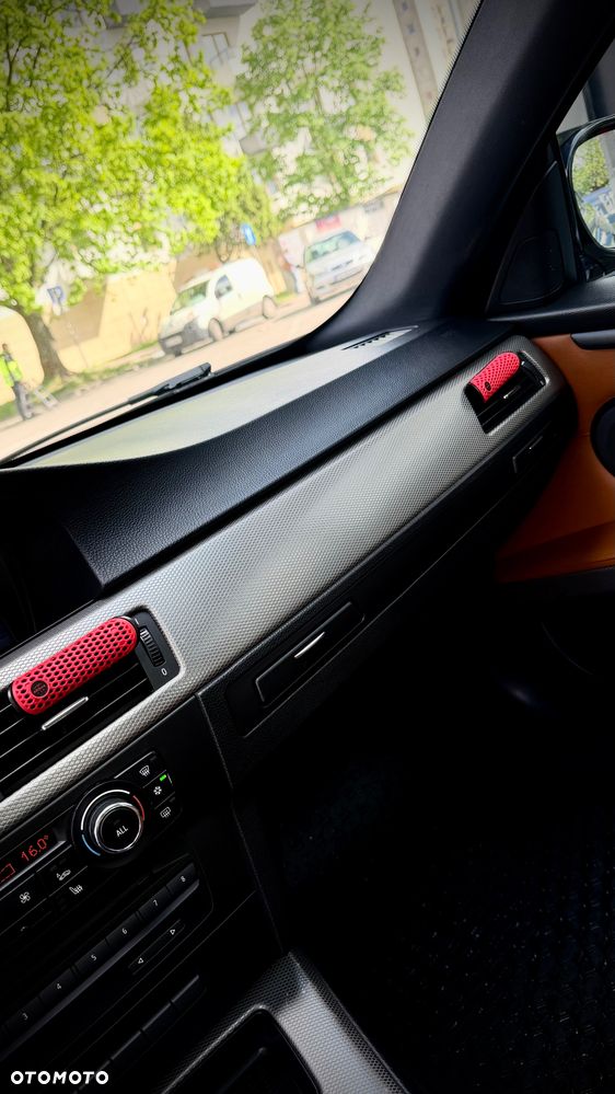 BMW Seria 3 335i - 22