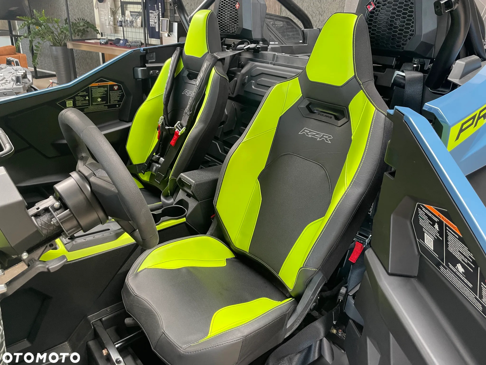 Polaris RZR - 6