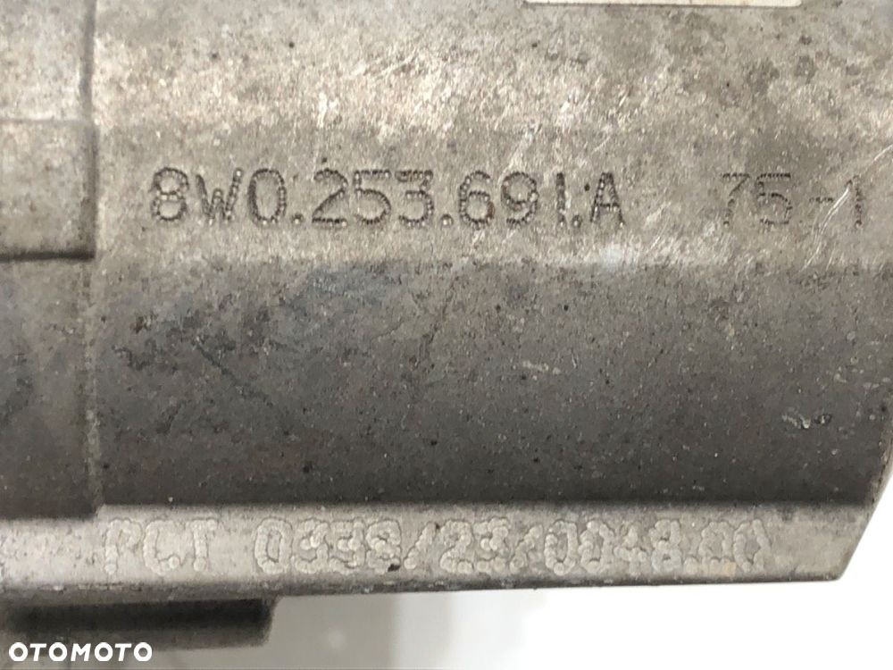 PRZEPUSTNICA WYDECHU  AUDI A6 C8 Avant (4A5) 2018 - 2022 40 TDI Mild Hybrid quattro 150 kW [204 KM] - 5