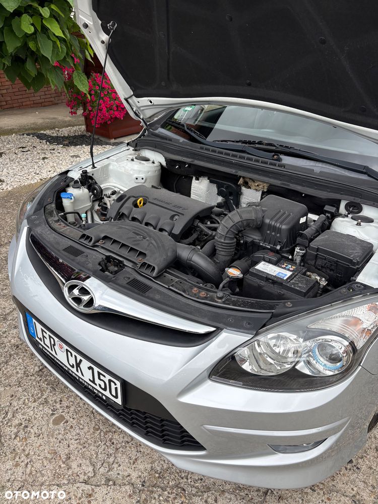 Hyundai i30 1.4 Classic + - 26