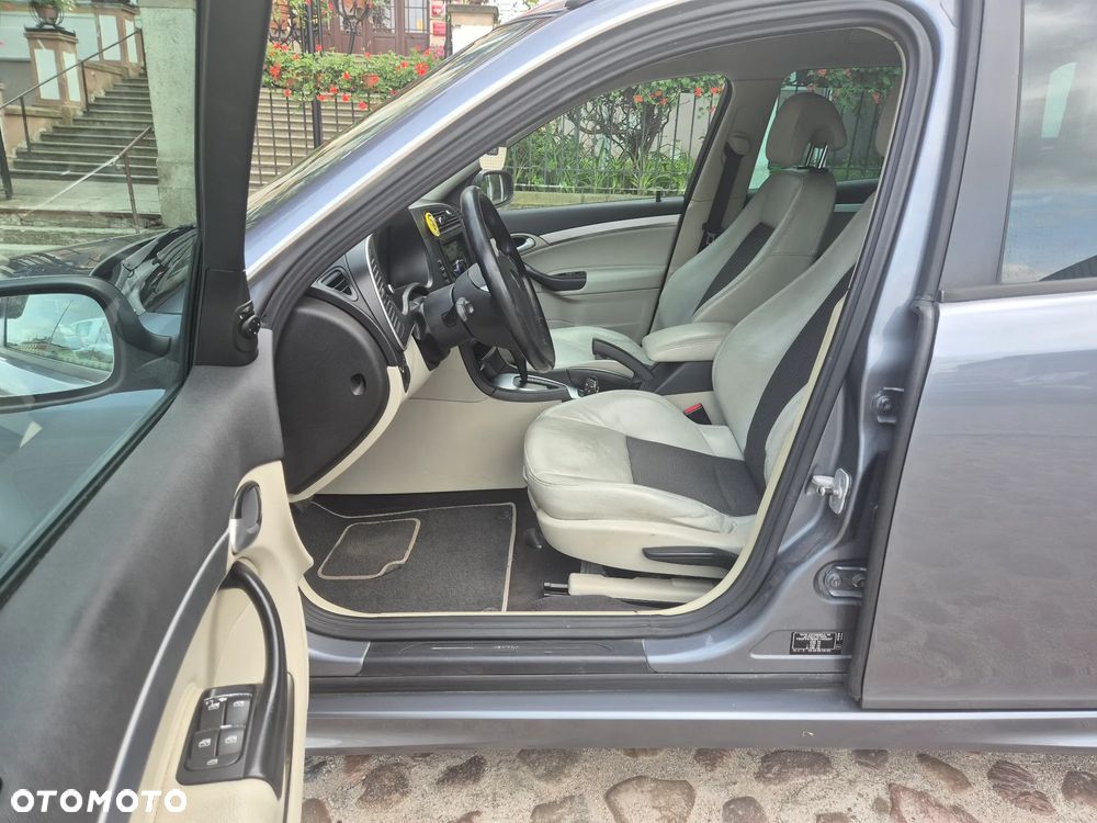 Saab 9-3X - 9