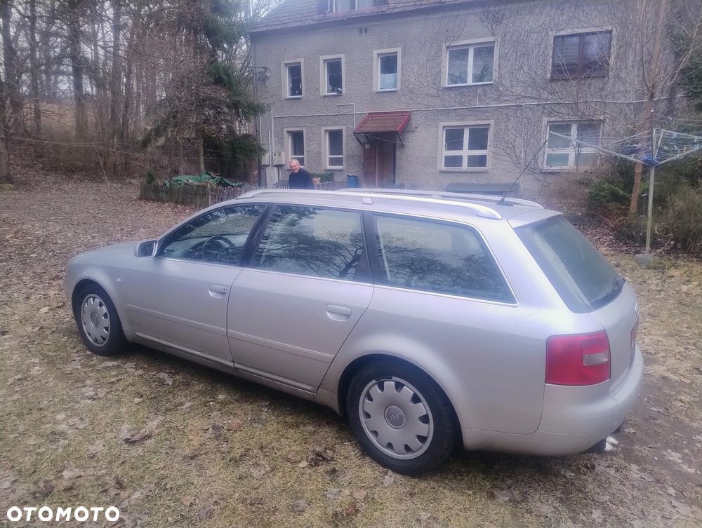 Audi A6 Avant - 20