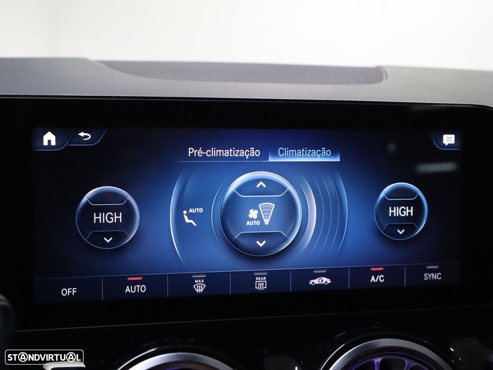 Mercedes-Benz GLA 250 e AMG Line - 19