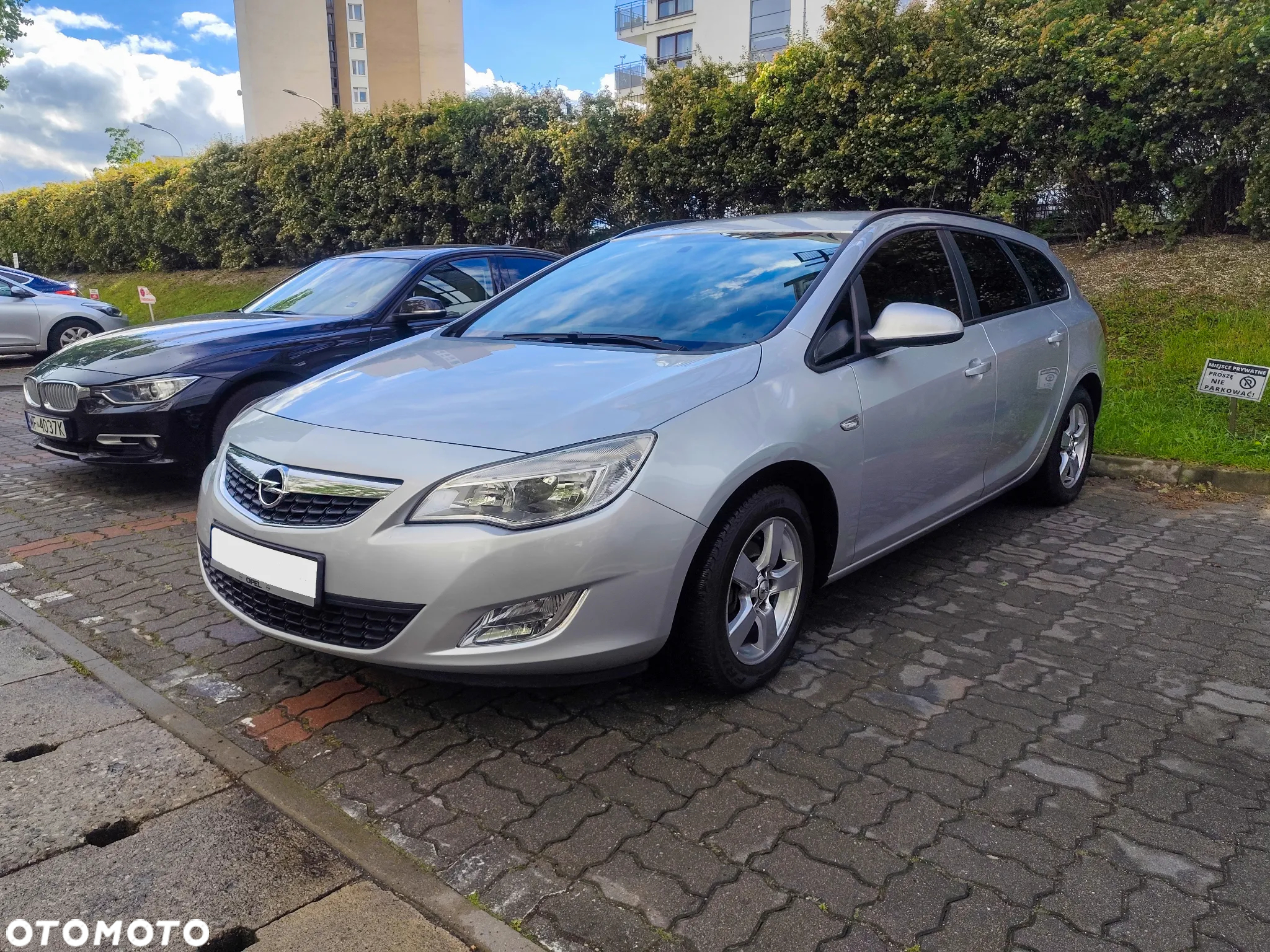 Opel Astra IV 1.4 T Cosmo - 3