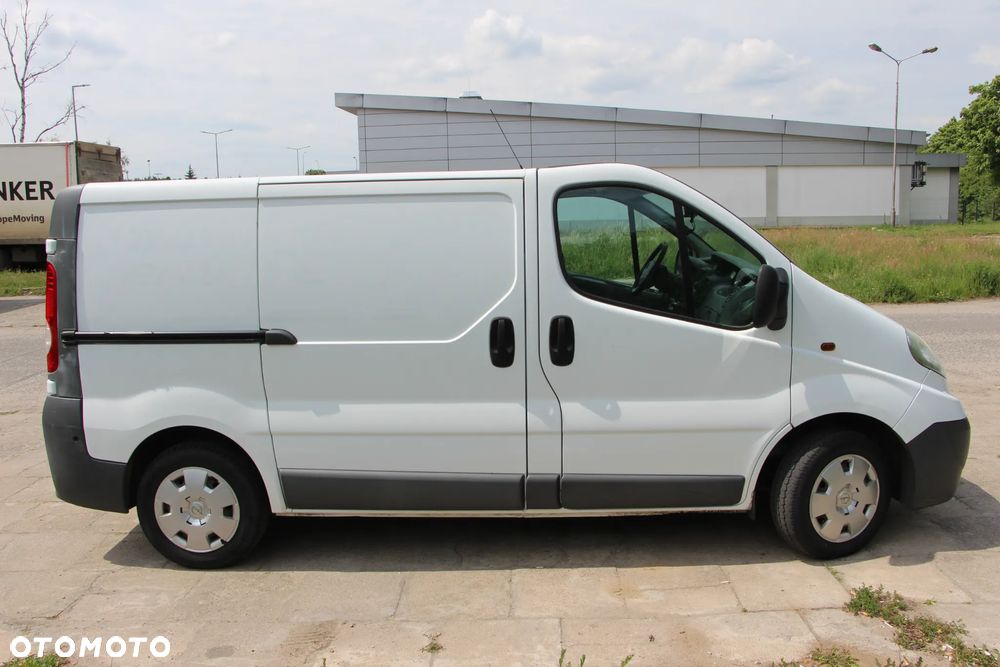 Opel Vivaro - 4