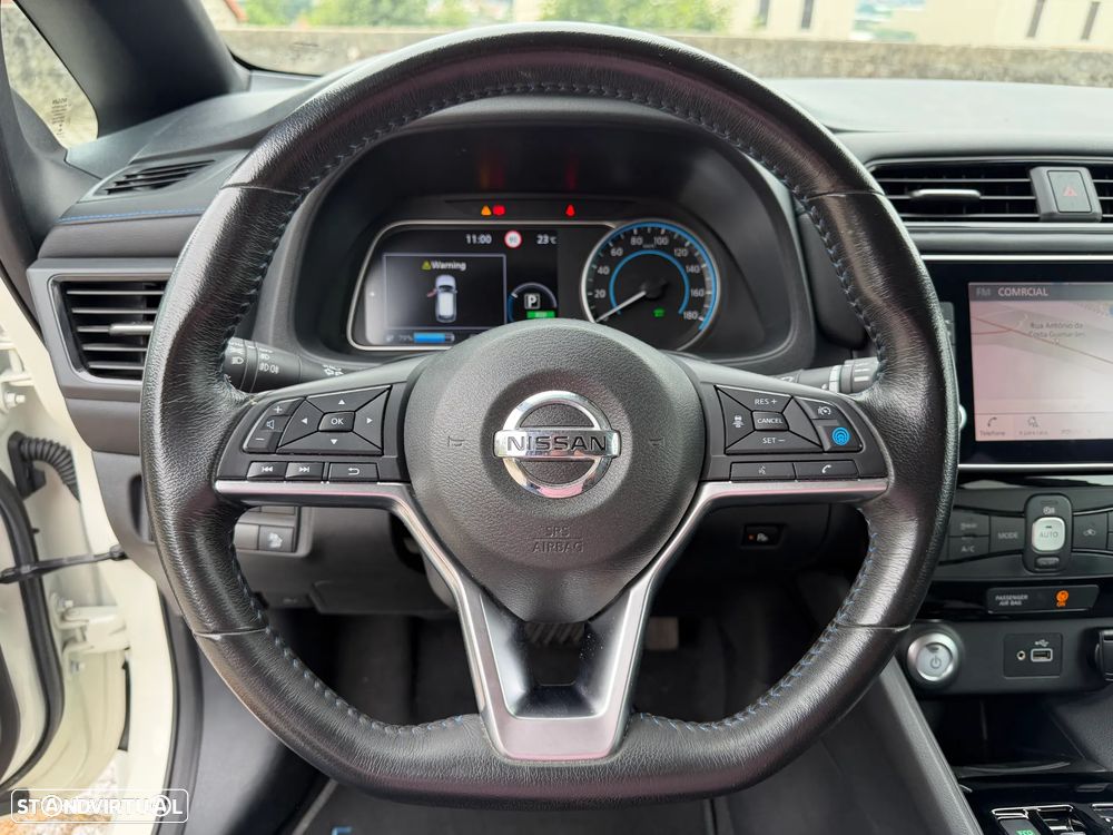 Nissan Leaf N-Connecta - 12