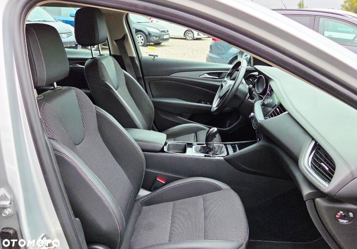 Opel Insignia - 27