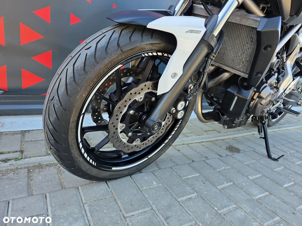 Yamaha MT - 13