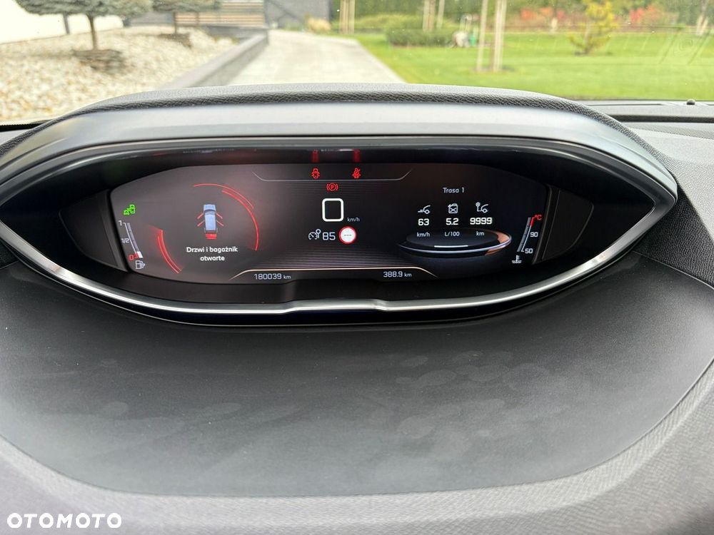 Peugeot 3008 1.5 BlueHDi GT S&S - 19