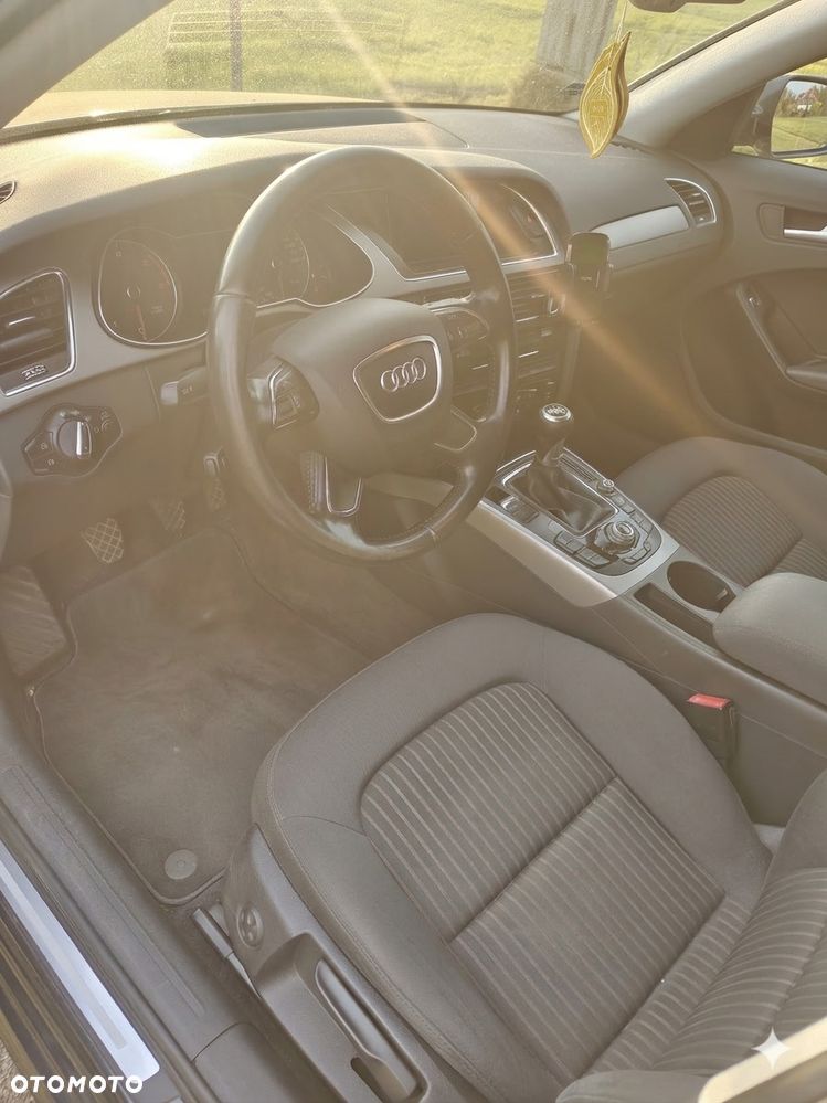 Audi A4 Avant - 6