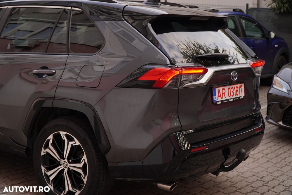 Toyota RAV4 - 9